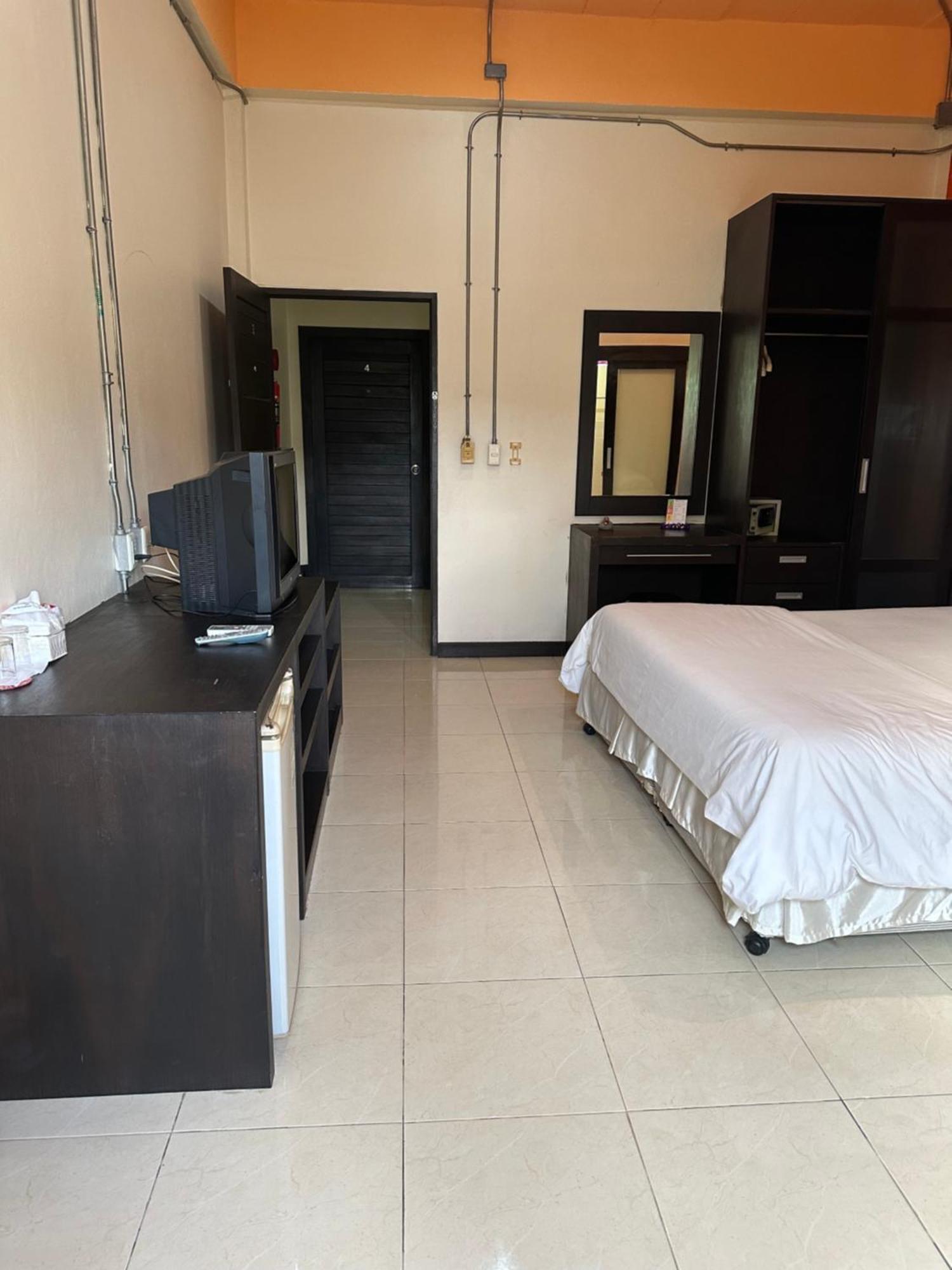 Cozy Place Patong Exterior foto